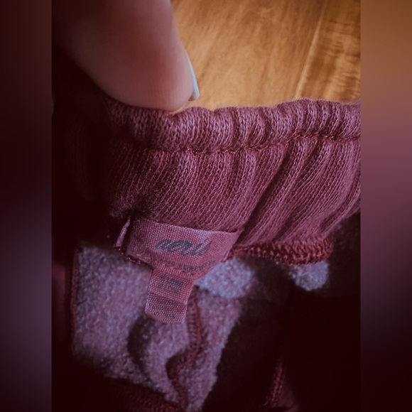 Aerie Oh Snap! Barrel Sweatpant - Picture 6 of 6